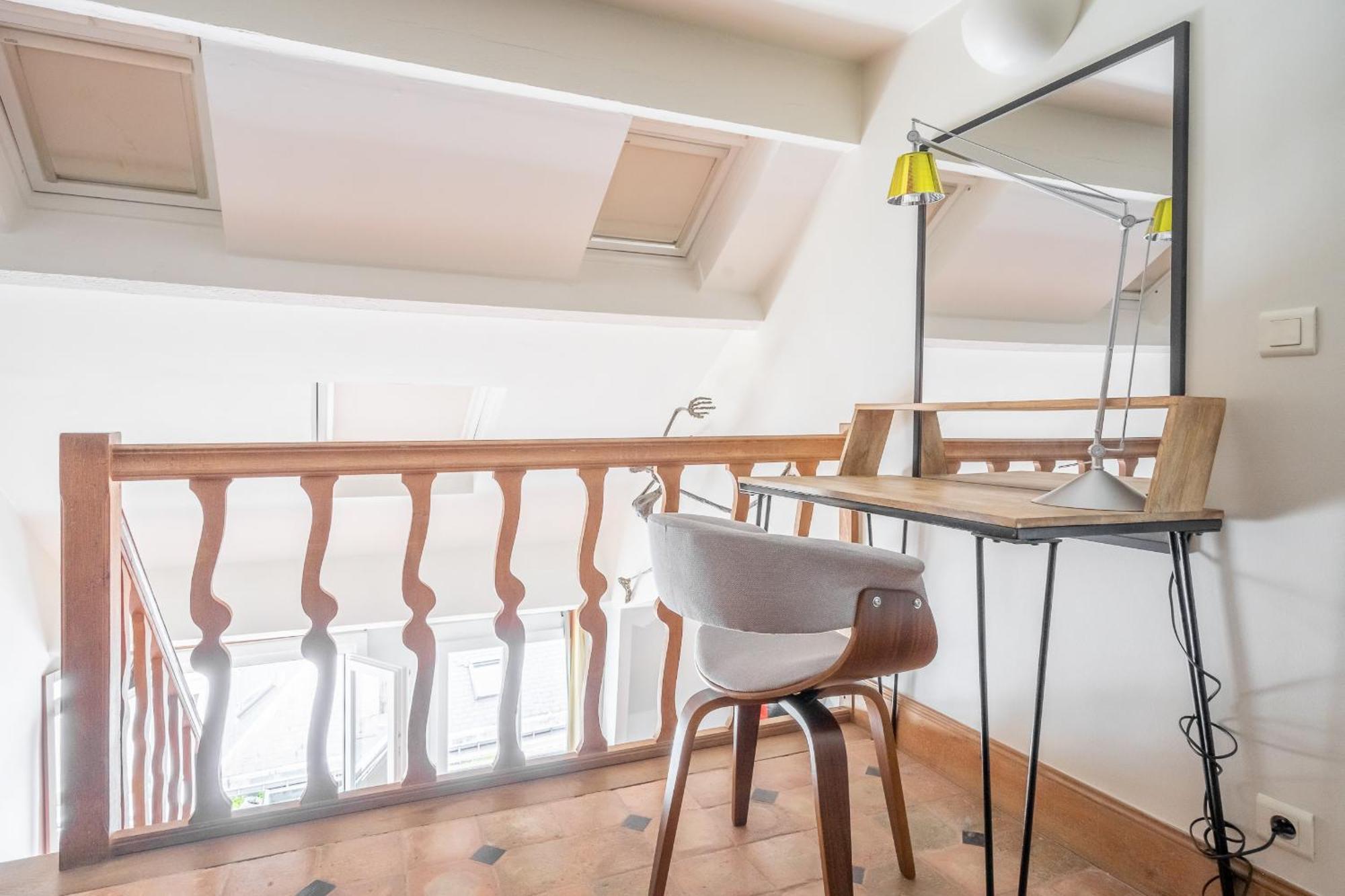 Cosy Duplex- Saint Germain- Louvre Apartment Paris