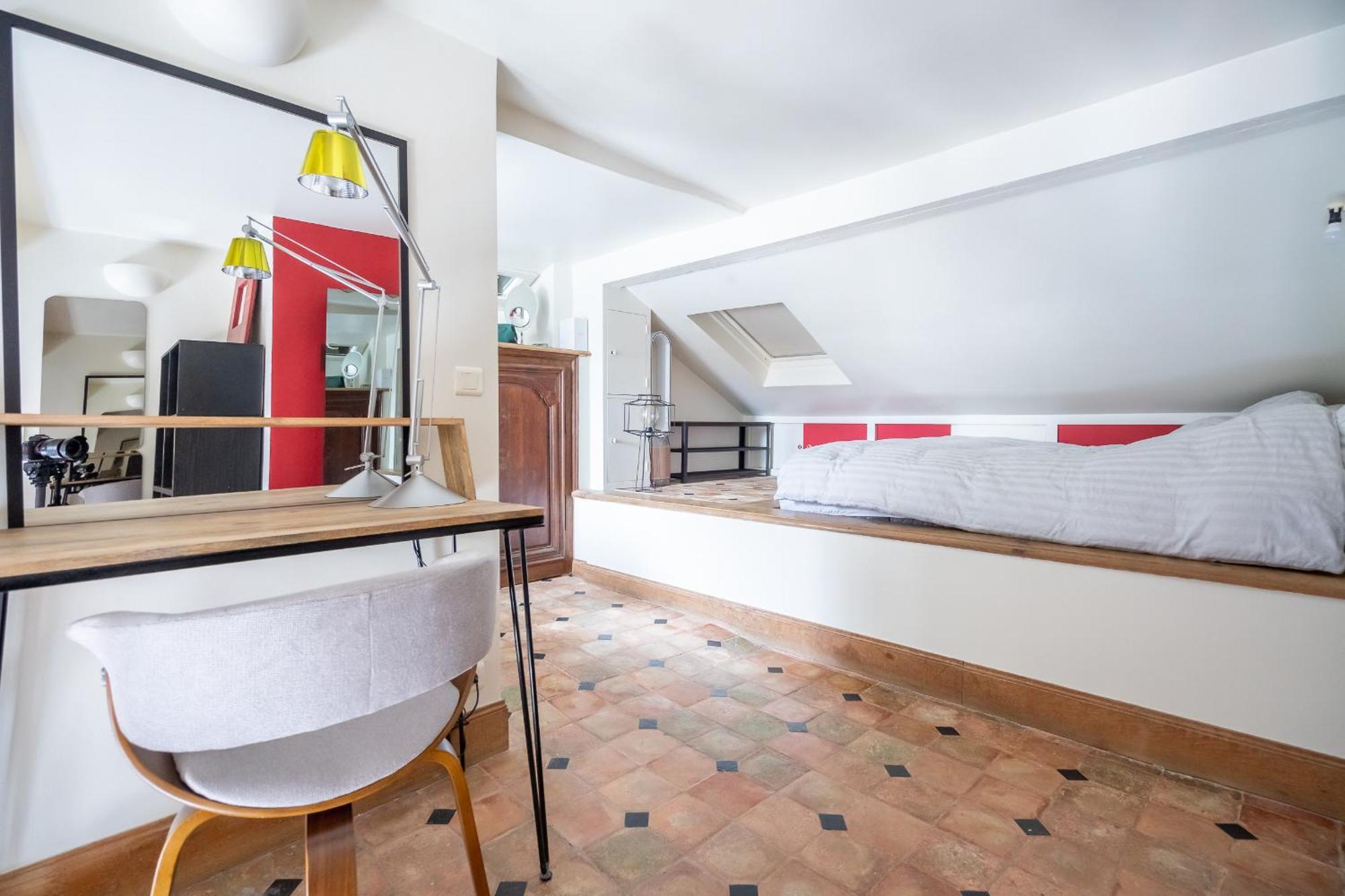 Apartment Cosy Duplex- Saint Germain- Louvre Paris
