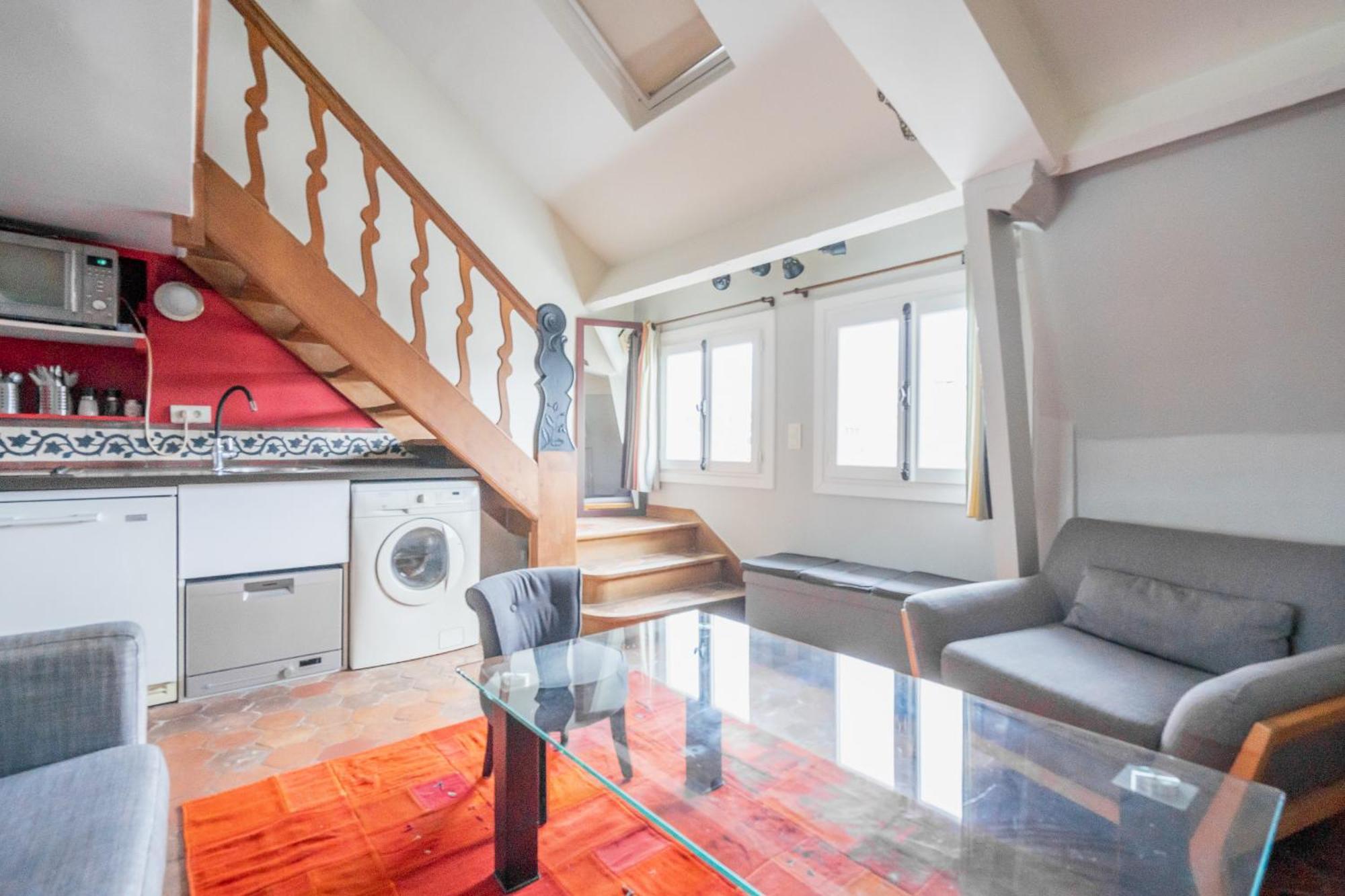 Apartment Cosy Duplex- Saint Germain- Louvre Paris